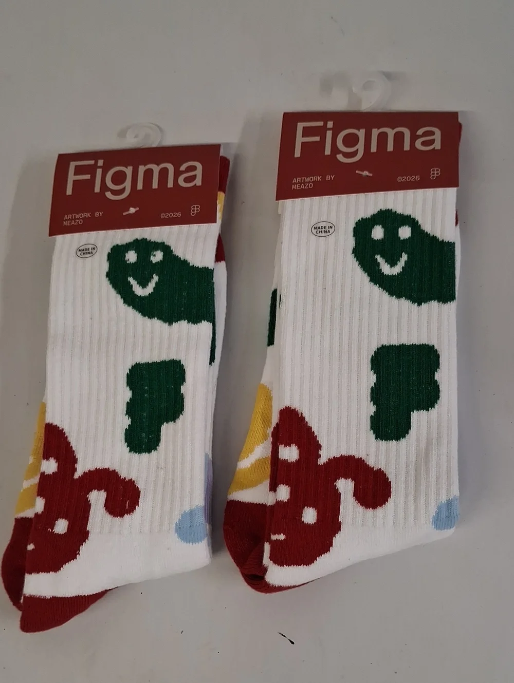 NWT 2 Pair Of Figma Smiley Feet Socks One Size Adult